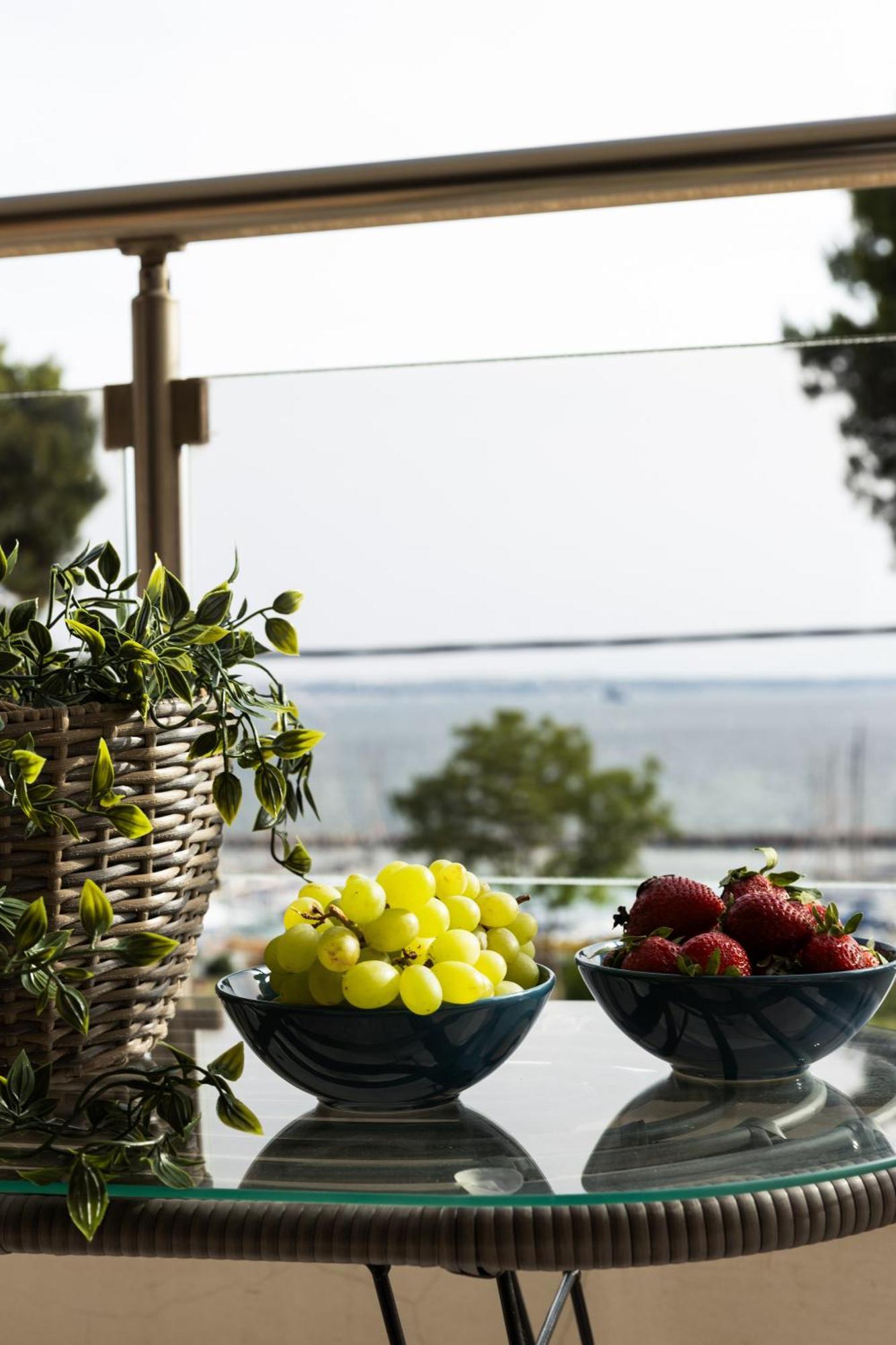 Champagne Sea View Apartment By Binobi! Thessaloniki Exterior photo